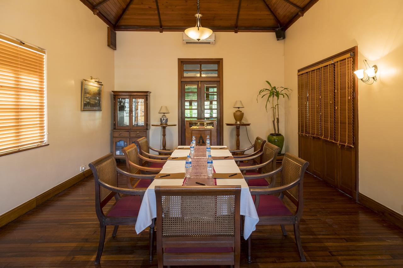 Savoy Hotel Yangon Luaran gambar