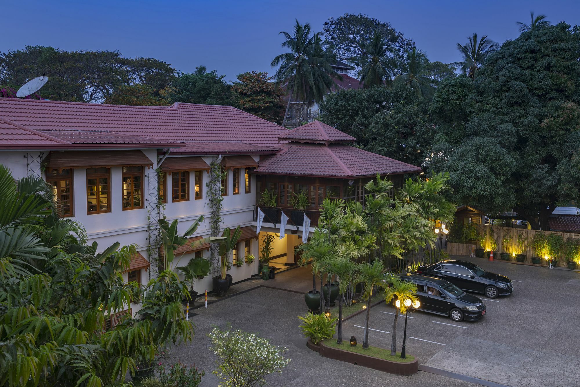 Savoy Hotel Yangon Luaran gambar